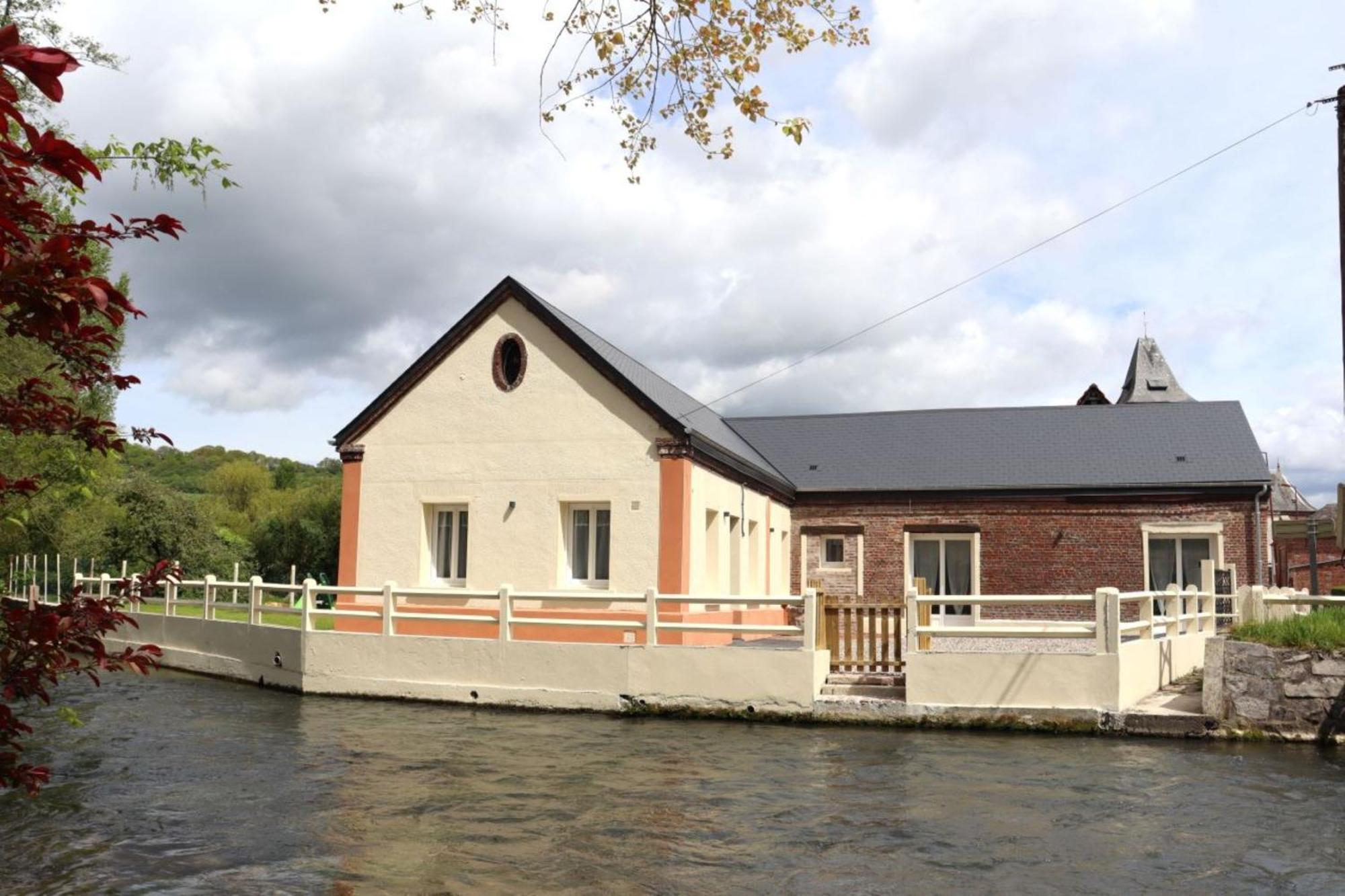 Au Clair Matin Sur L'Yeres Villa Sept-Meules Luaran gambar