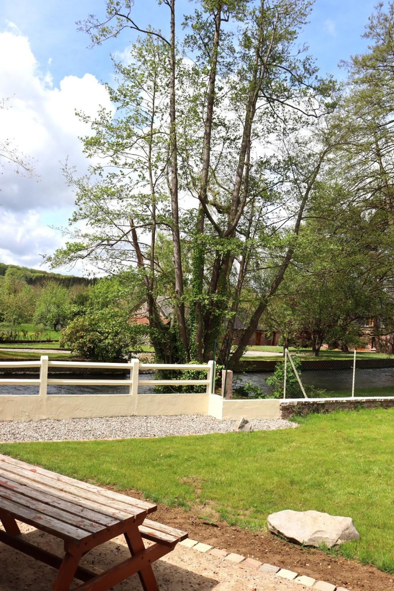 Au Clair Matin Sur L'Yeres Villa Sept-Meules Luaran gambar